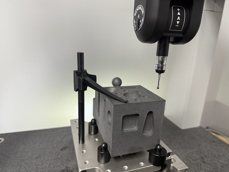 CMM-Manager benefits from CAD data including holding fixture